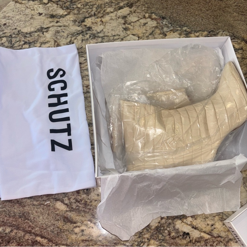 FINAL Price Drop💰⬇️ 
SCHUTZ Cream Heeled Boots with Croc-Embossed Texture - Picture 7 of 11